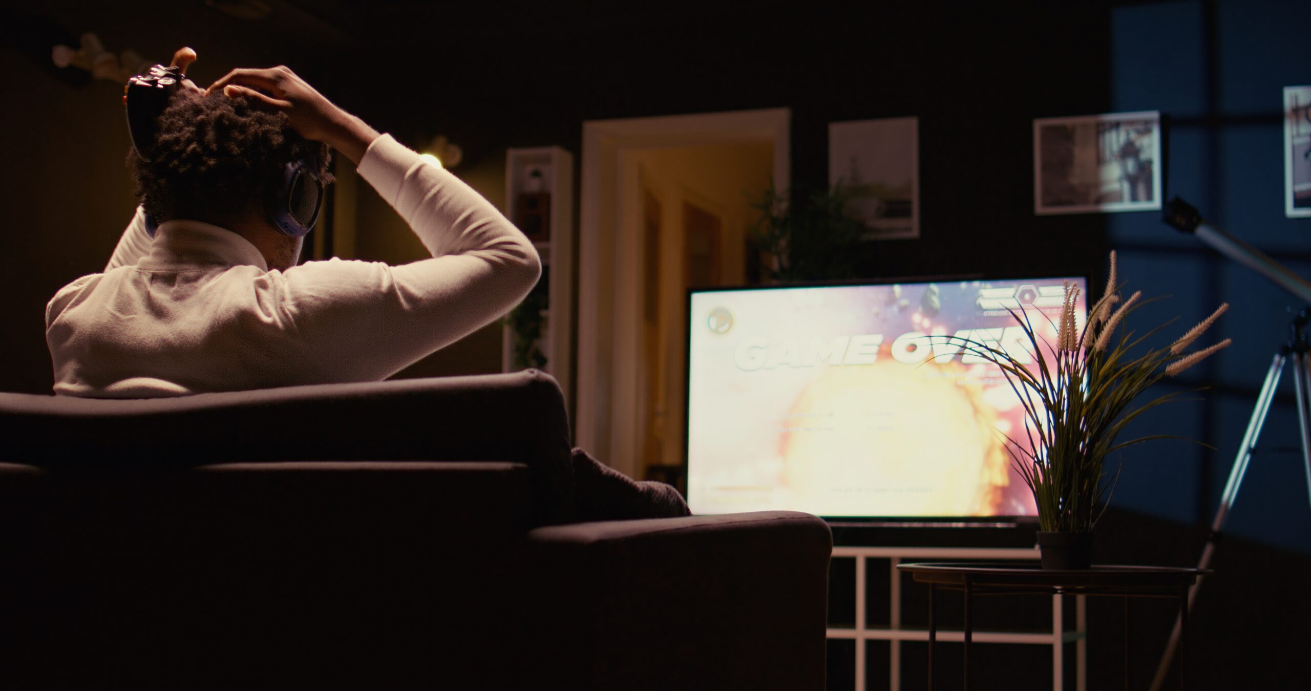 Warning: These Dating Sites Are Too Hot for TV